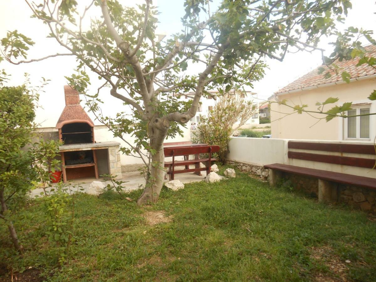 Donami Apartments Pag Town Εξωτερικό φωτογραφία