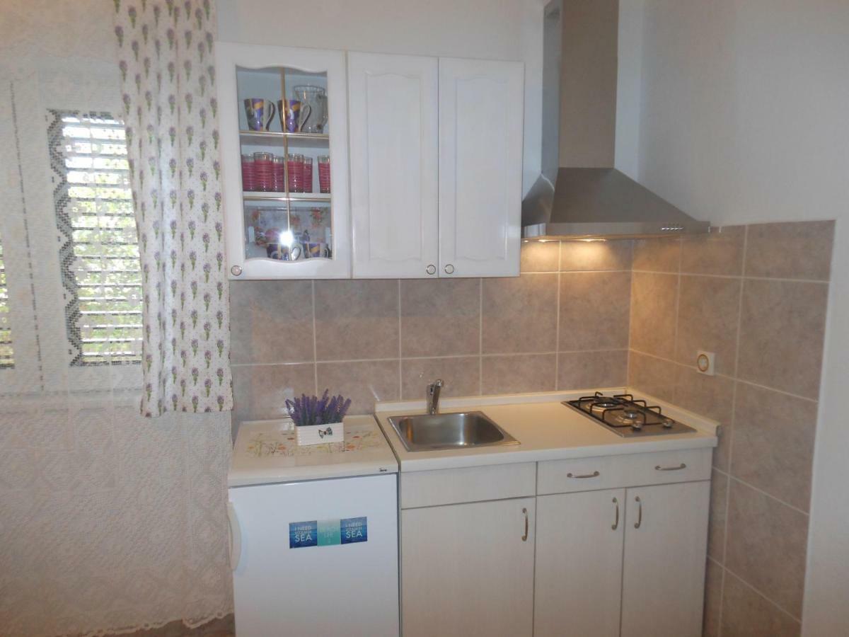 Donami Apartments Pag Town Εξωτερικό φωτογραφία